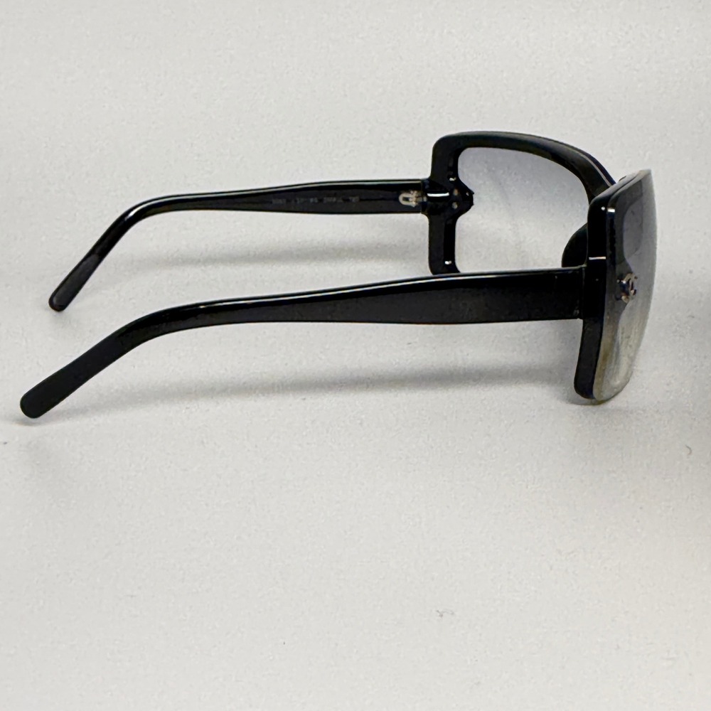 Chanel 5065 c.501/8G Small Sunglasses Black Square CC Logo Made in Italy - Picture 4 of 7